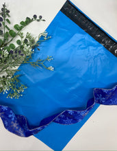 Load image into Gallery viewer, 10 x 13 Poly Mailer