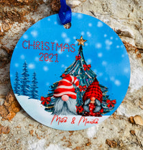 Load image into Gallery viewer, Personalized Family Ornaments